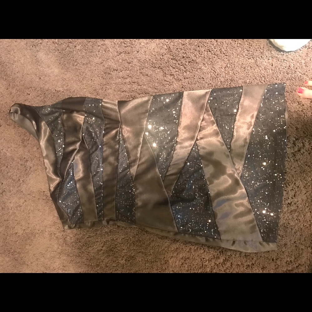 Like New! Evening dress and high heels!